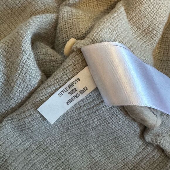 Madewell Breezewoven Beachside Shirttail Top in Ashen Sage L - Picture 7 of 7